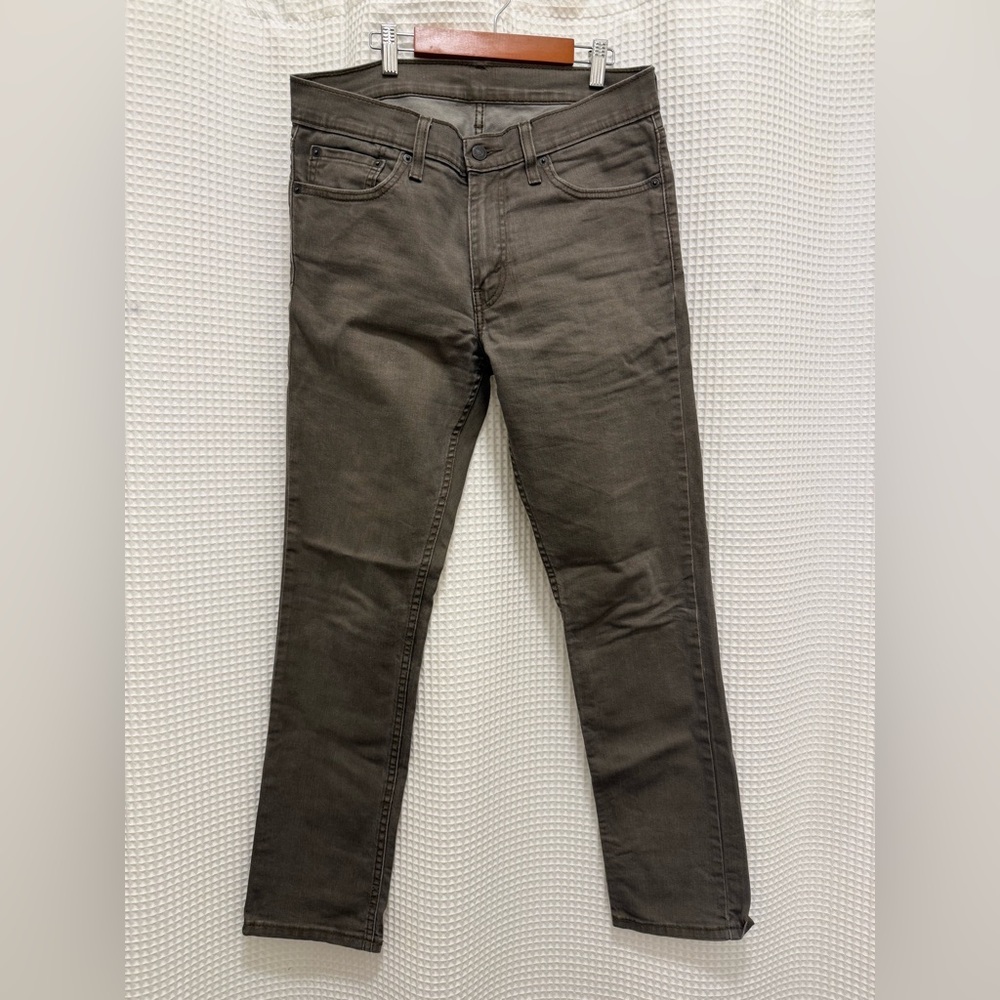 Levi's Slim Versatile Style Jeans